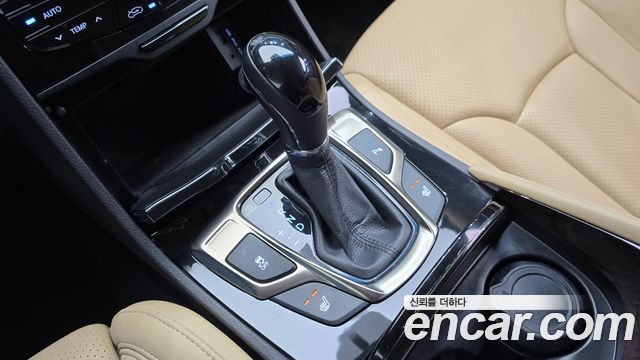 Hyundai Grandeur (HG) HG240 Luxury 2012 — фото 9