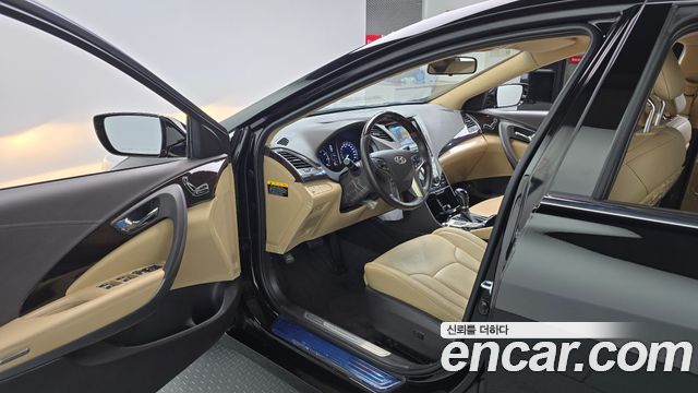 Hyundai Grandeur (HG) HG240 Luxury 2012 — фото 10