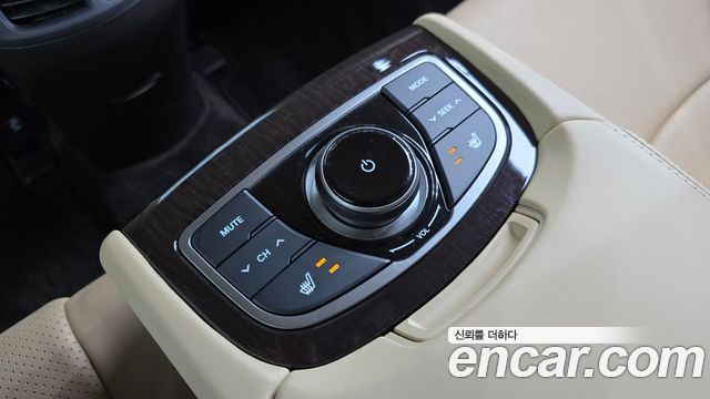 Hyundai Grandeur (HG) HG240 Luxury 2012 — фото 16