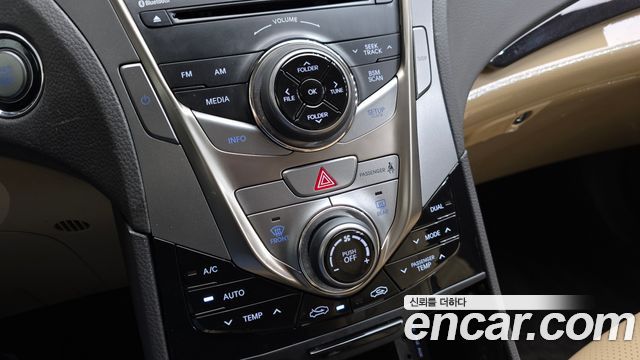 Hyundai Grandeur (HG) HG240 Luxury 2012 — фото 17