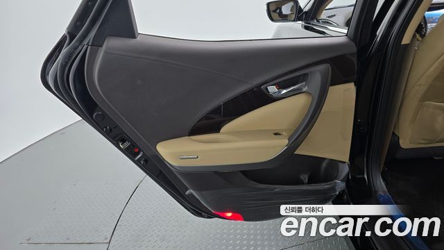 Hyundai Grandeur (HG) HG240 Luxury 2012 — фото 25