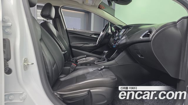 Chevrolet Cruze 1.6 Diesel LTZ 2018 — фото 26