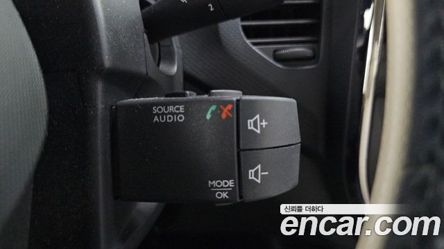 Renault Korea QM3 RE 2015 — фото 29