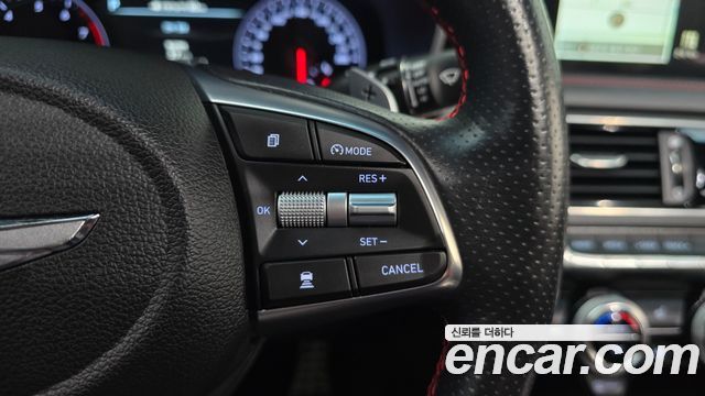 Genesis G70 2.0T AWD Sport Package 2018 — фото 16