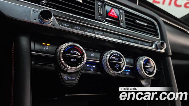 Genesis G70 2.0T AWD Sport Package 2018 — фото 30