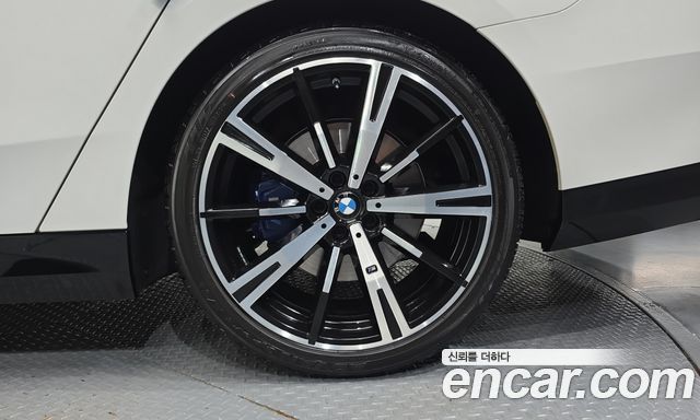 BMW 5 Series (G60) 530i xDrive M Sport 2024 — фото 21