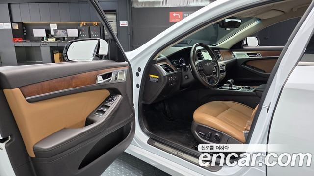 Genesis G80 3.3 GDI AWD Premium Luxury 2019 — фото 10