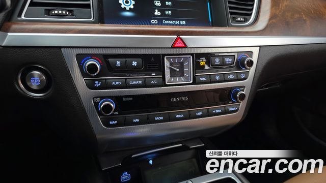 Genesis G80 3.3 GDI AWD Premium Luxury 2019 — фото 17