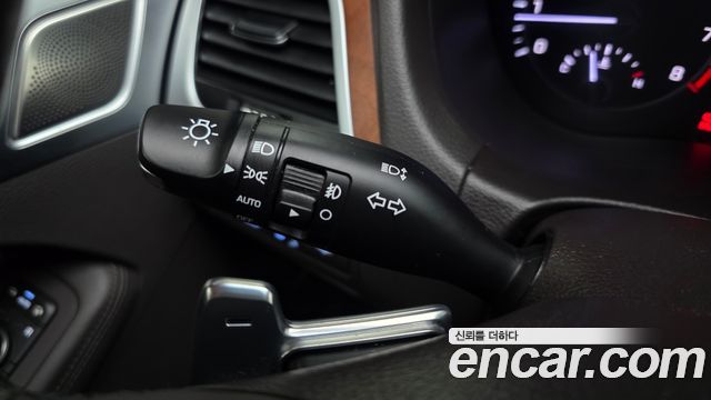 Genesis G80 3.3 GDI AWD Premium Luxury 2019 — фото 27