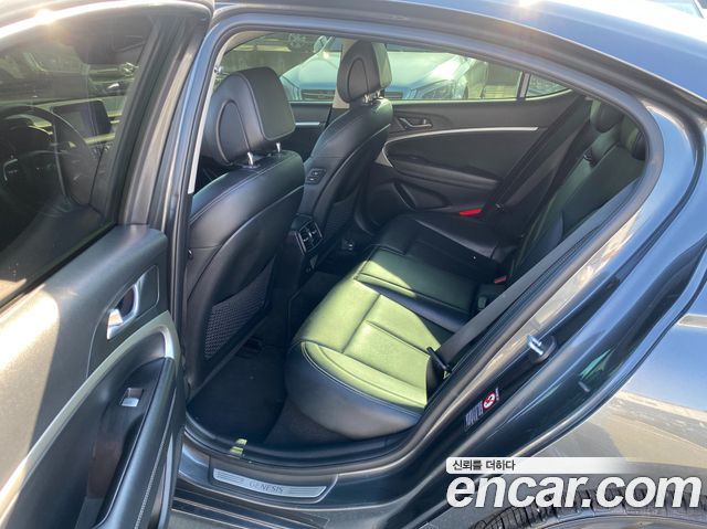 Genesis G70 2.0T AWD Advanced 2018 — фото 18