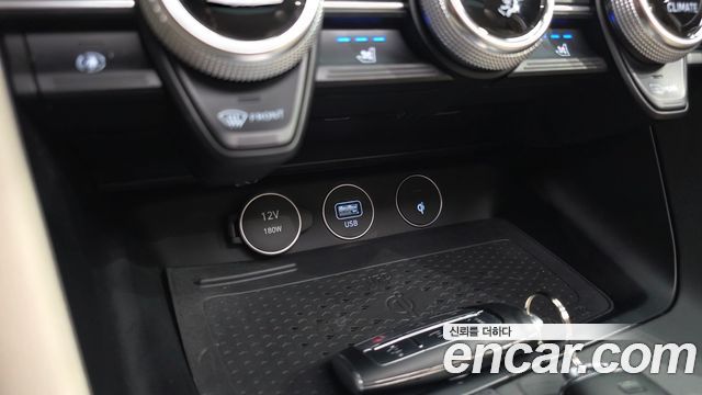 Genesis G70 Gasoline 2.0T 4WD 2021 — фото 32