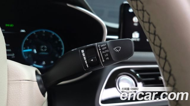 Genesis G70 Gasoline 2.0T 4WD 2021 — фото 46