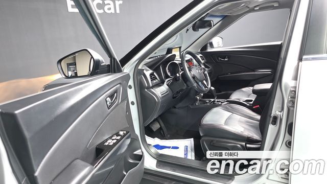 KG Mobility (SsangYong) Tivoli Air Diesel IX 2WD 2016 — фото 10