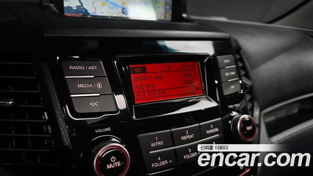 KG Mobility (SsangYong) Tivoli Air Diesel IX 2WD 2016 — фото 16