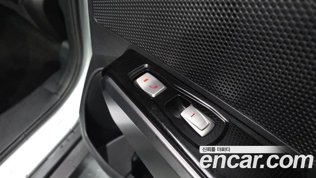 KG Mobility (SsangYong) Tivoli Air Diesel IX 2WD 2016 — фото 18