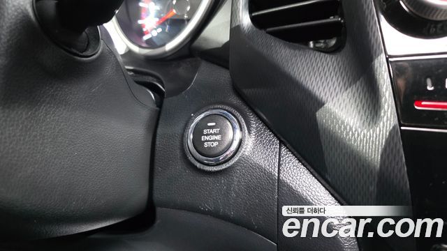 KG Mobility (SsangYong) Tivoli Air Diesel IX 2WD 2016 — фото 30