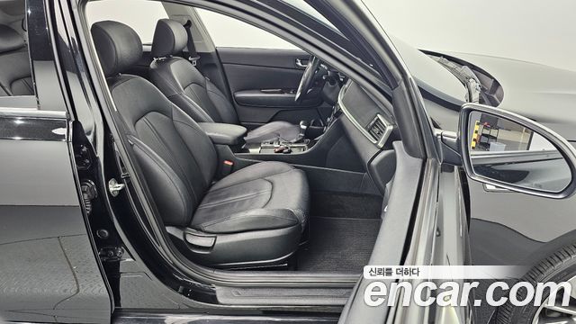 Kia K5 (II) 2.0 Noblesse 2019 — фото 10