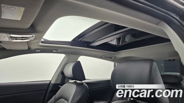Kia K5 (II) 2.0 Noblesse 2019 — фото 27