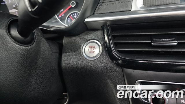 Kia K5 (II) 2.0 Noblesse 2019 — фото 28
