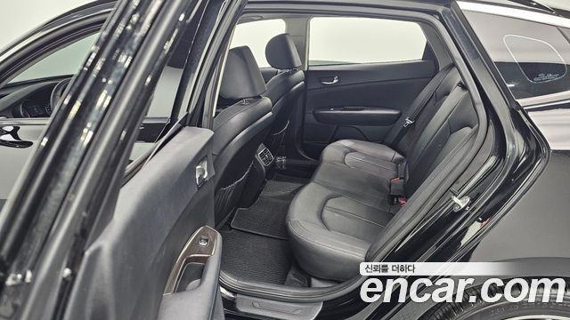 Kia K5 (II) 2.0 Noblesse 2019 — фото 29