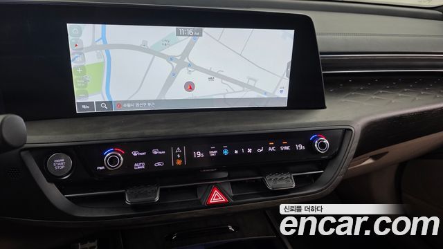 Kia K8 Hybrid Signature Special 2023 — фото 13