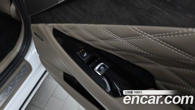 Kia K8 Hybrid Signature Special 2023 — фото 18