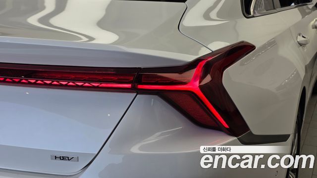 Kia K8 Hybrid Signature Special 2023 — фото 23