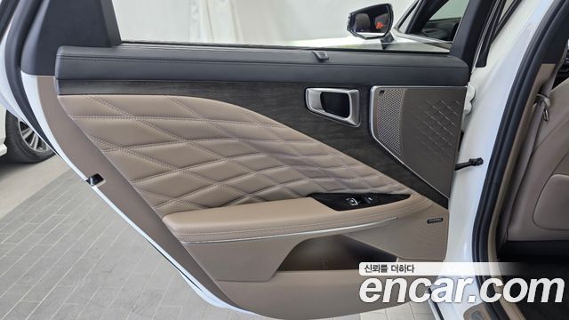 Kia K8 Hybrid Signature Special 2023 — фото 25