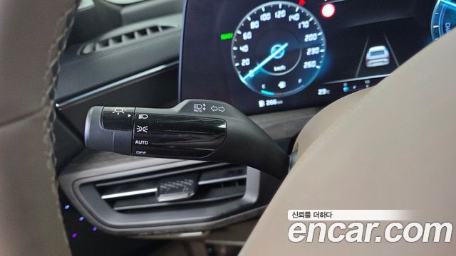 Kia K8 Hybrid Signature Special 2023 — фото 29