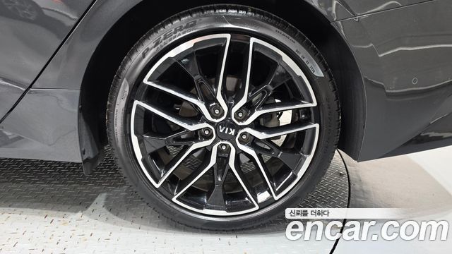 Kia K5 (III) 1.6 Turbo Signature 2020 — фото 21