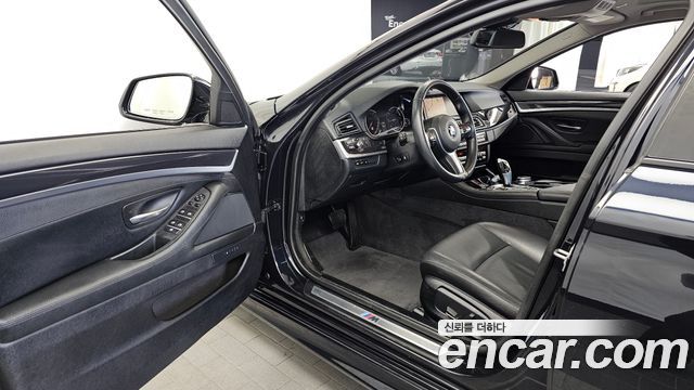 BMW 5 Series (F10) 520d M Aero Dynamic 2016 — фото 10