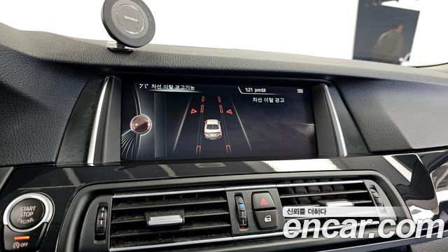 BMW 5 Series (F10) 520d M Aero Dynamic 2016 — фото 16