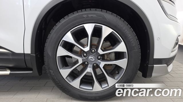 Renault Korea QM6 Diesel 4WD RE Signature 2017 — фото 21