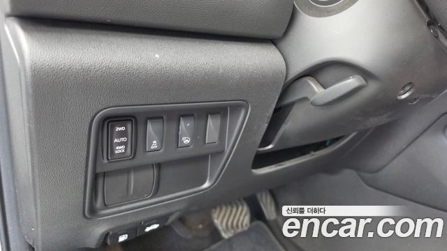 Renault Korea QM6 Diesel 4WD RE Signature 2017 — фото 29