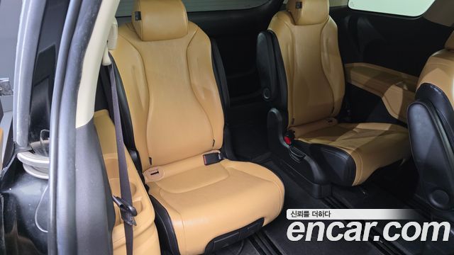 Kia Carnival (IV) Diesel 9-Seater Prestige 2021 — фото 12