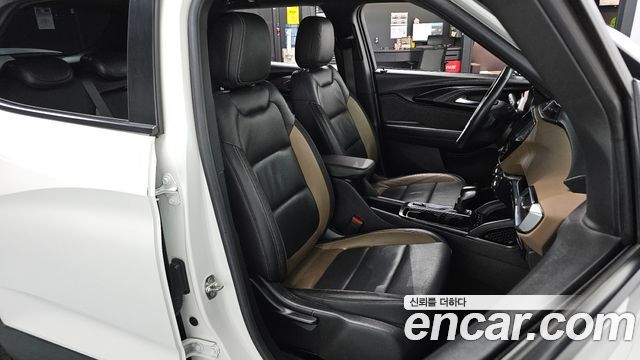 Chevrolet Trailblazer 1.3 Turbo 2WD Activ 2022 — фото 32