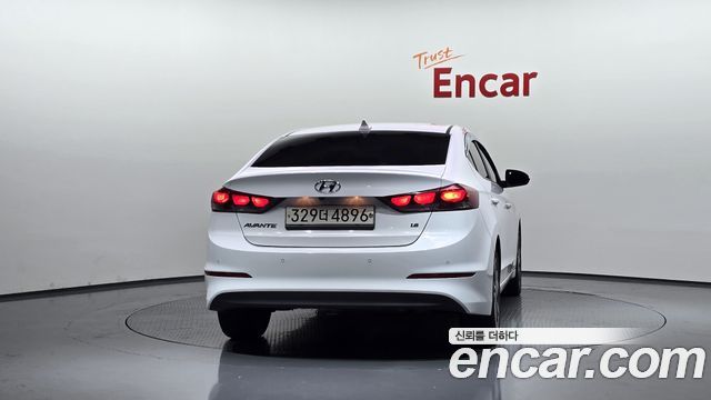 Hyundai Avante (AD) 1.6 GDI Value Plus 2018 — фото 4