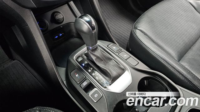 Hyundai Santa Fe (DM) Diesel(e-VGT) 2.0 2WD Premium 2013 — фото 9