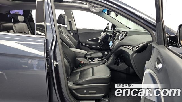 Hyundai Santa Fe (DM) Diesel(e-VGT) 2.0 2WD Premium 2013 — фото 11