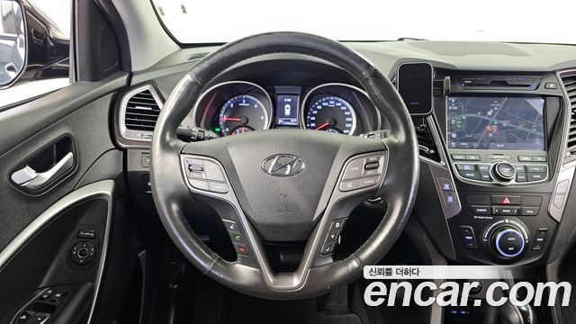 Hyundai Santa Fe (DM) Diesel(e-VGT) 2.0 2WD Premium 2013 — фото 13