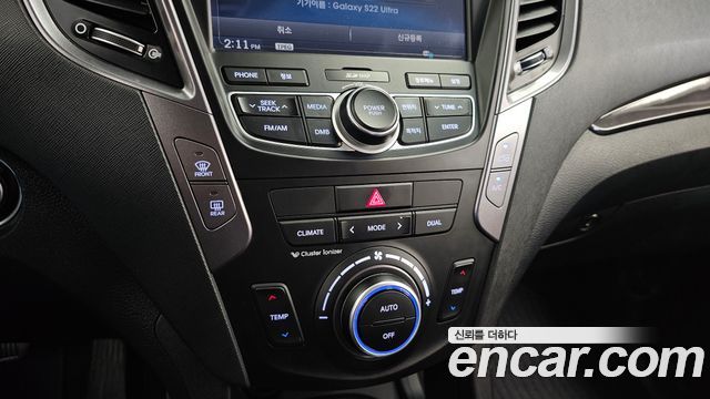 Hyundai Santa Fe (DM) Diesel(e-VGT) 2.0 2WD Premium 2013 — фото 32