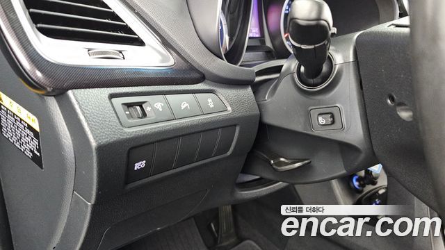 Hyundai Santa Fe (DM) Diesel(e-VGT) 2.0 2WD Premium 2013 — фото 34