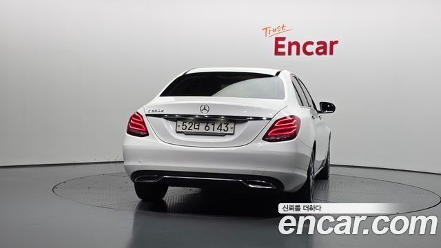 Mercedes-Benz C-Class (W205) C220 d Avantgarde 2016 — фото 4