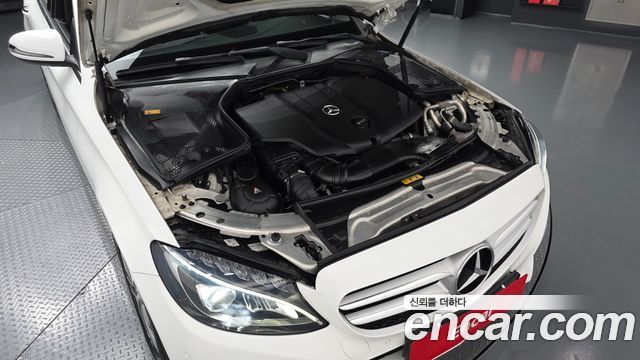 Mercedes-Benz C-Class (W205) C220 d Avantgarde 2016 — фото 6