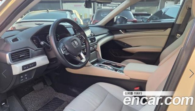 Honda Accord (X) 2.0 Hybrid Touring 2019 — фото 6