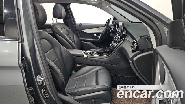 Mercedes-Benz GLC-Class (X253) GLC350e 4MATIC Premium 2019 — фото 11