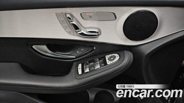 Mercedes-Benz GLC-Class (X253) GLC350e 4MATIC Premium 2019 — фото 19