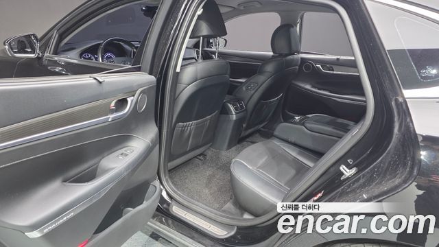 Hyundai Grandeur (IG) 3.0 Exclusive 2018 — фото 11