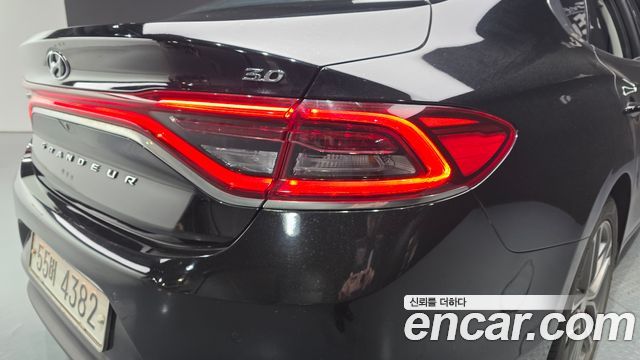 Hyundai Grandeur (IG) 3.0 Exclusive 2018 — фото 23
