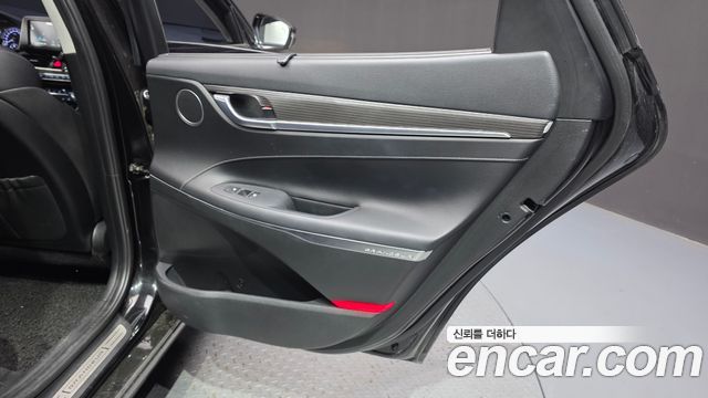 Hyundai Grandeur (IG) 3.0 Exclusive 2018 — фото 25